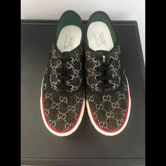 Gucci sneakers